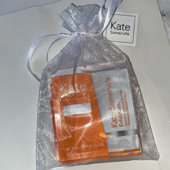 10 SAMPLES! KATE SOMERVILLE 5 DAILY FOAMING CLEANSER & 5 EXFOLIATING TREATMENT! - Picture 4 of 8